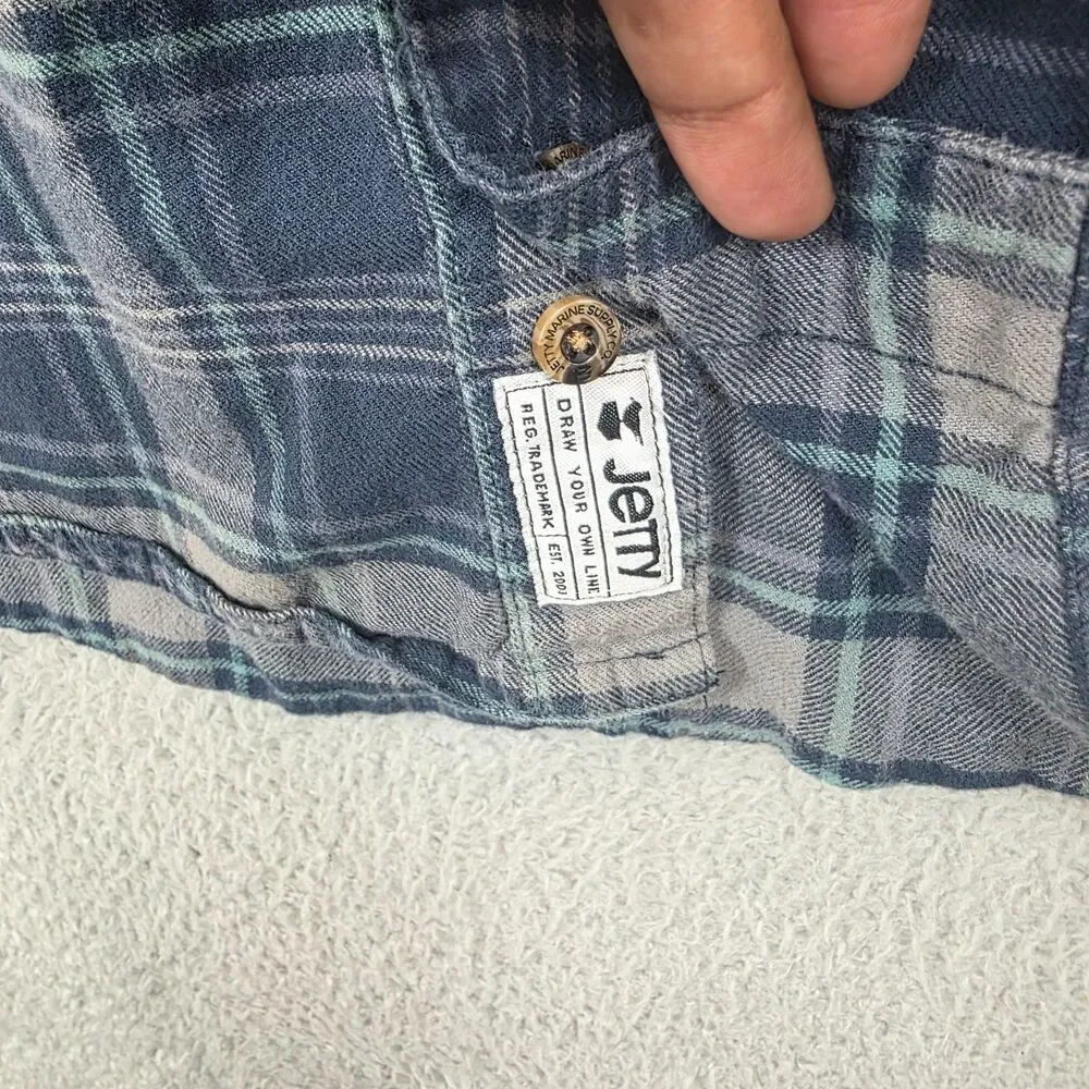 Jetty Men's Blue Plaid Flannel Size L